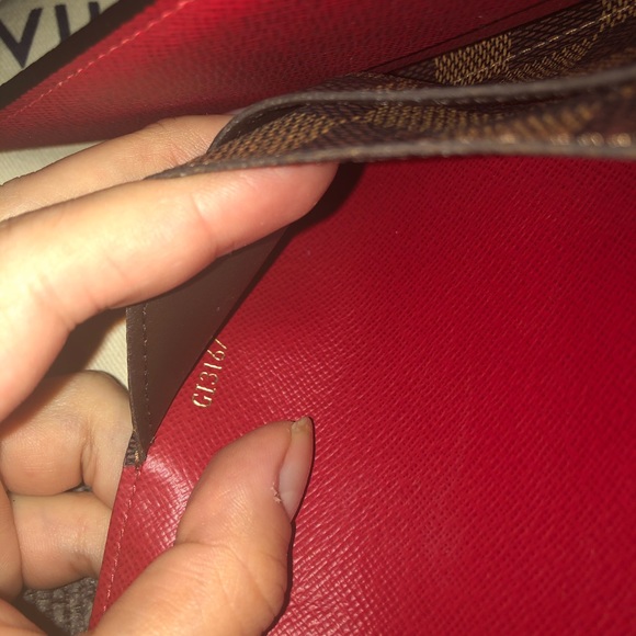 LV Josephine wallet!!! - Picture 6 of 16